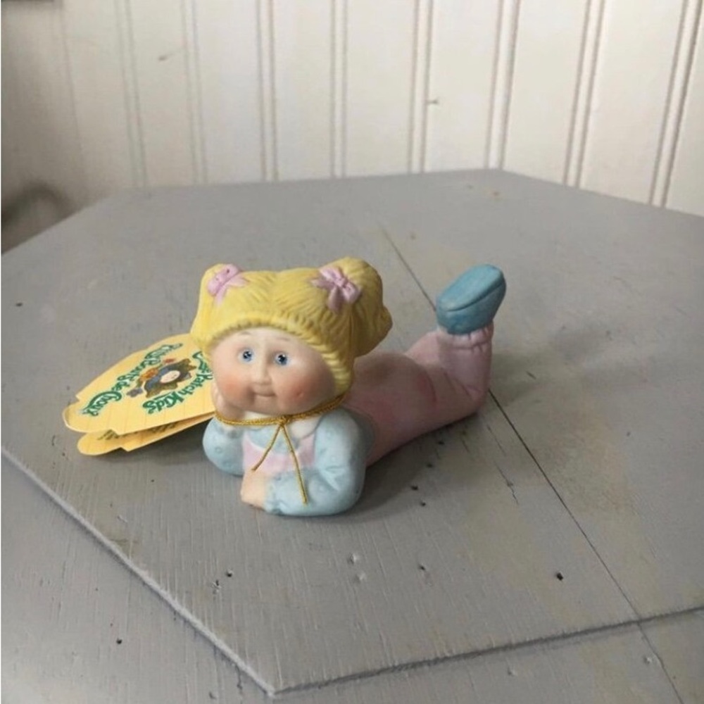 1984 cabbage P A T C H Kid figurine